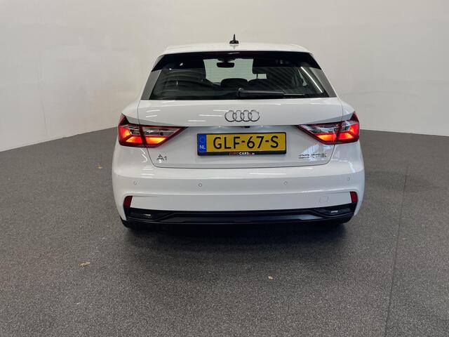 Audi A1 Sportback 30 TFSI 110pk S-Tronic Advanced edition Navigatie Apple Carplay / Android Auto Climate Control Camera Parkeer sensoren Dab