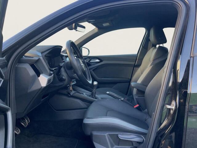 Audi A1 Sportback 30 TFSI S edition 110PK | Navigatie | 17 inch Lichtmetalen velgen | Climatronic | Led verlichting | Parkeersensoren voor en achter