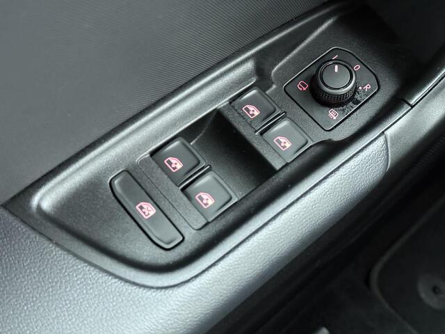 Audi A1 Sportback 25 TFSI S edition | 95 PK | Automaat | Cruise control | Climate control | Stoelverwarming |