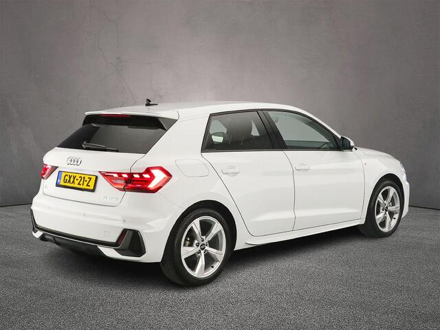 Audi A1 Sportback 30 TFSI S edition | Cruise control | Audi sound | Parkeersensoren | Stoelverwarming | Navigatie | App connect