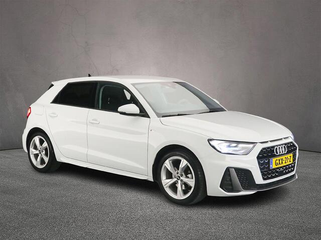Audi A1 Sportback 30 TFSI S edition | Cruise control | Audi sound | Parkeersensoren | Stoelverwarming | Navigatie | App connect