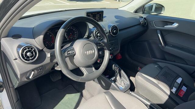 Audi A1 Sportback 1.0 TFSI 95pk Sport Pro Line S-Tronic / Navigatie / Cruise Control / Parkeersensoren