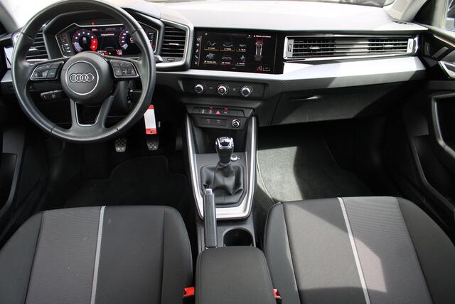 Audi A1 Sportback 30 TFSI Advanced edition Parkeersensoren Voor en Achter | Airco | Cruise Control