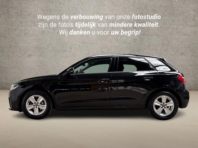 Audi A1 Sportback 25 TFSI Sport (APPLE CARPLAY, GROOT NAVI, LANE ASSIST, SPORTSTOELEN, CRUISE, GETINT GLAS, NIEUWSTAAT)