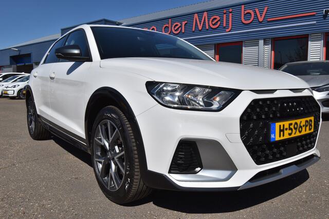 Audi A1 citycarver 30 TFSI epic , CLIMATRONIC , VIRTUAL COCKPIT , NAVI VIA APP , PDC V+A , LMV17 ,