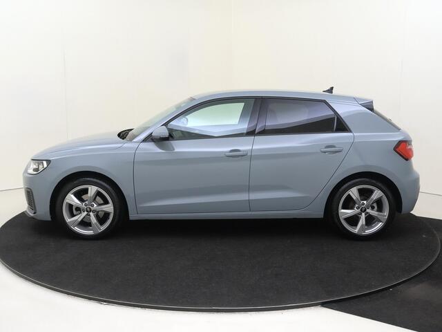 Audi A1 Sportback 30 TFSI Advanced edition | Stoelverwarming | CarPlay | Cruise control | Climate control | Draadloze telefoonlader | Elektrisch inklapbare buitenspiegels | Virtual cockpit |