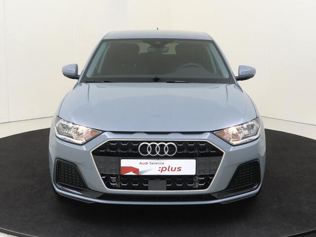 Audi A1 Sportback 30 TFSI Advanced edition | Stoelverwarming | CarPlay | Cruise control | Climate control | Draadloze telefoonlader | Elektrisch inklapbare buitenspiegels | Virtual cockpit |