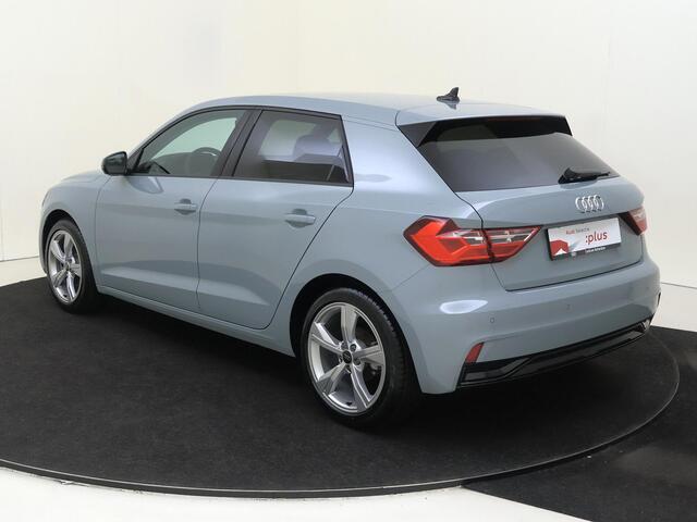 Audi A1 Sportback 30 TFSI Advanced edition | Stoelverwarming | CarPlay | Cruise control | Climate control | Draadloze telefoonlader | Elektrisch inklapbare buitenspiegels | Virtual cockpit |