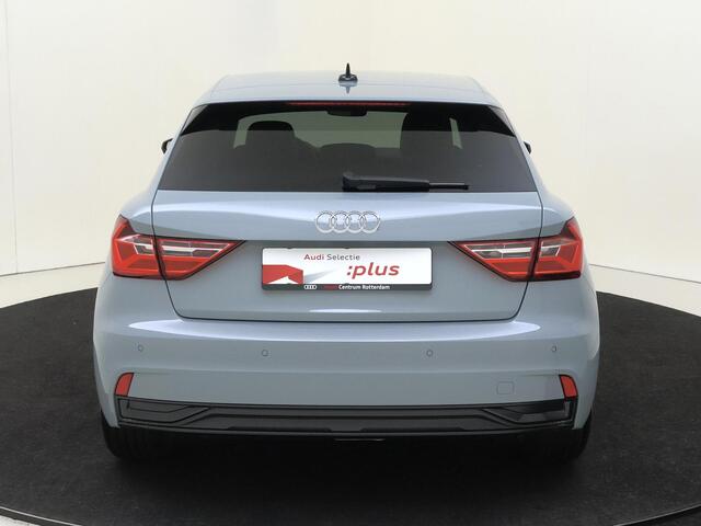 Audi A1 Sportback 30 TFSI Advanced edition | Stoelverwarming | CarPlay | Cruise control | Climate control | Draadloze telefoonlader | Elektrisch inklapbare buitenspiegels | Virtual cockpit |