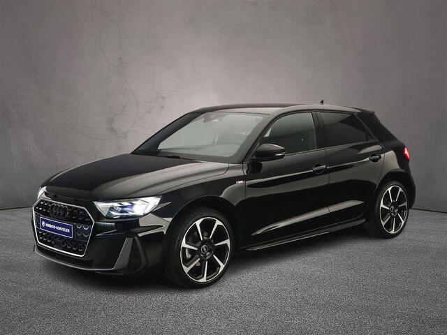 Audi A1 Sportback 35 TFSI 150PK S-edition | Apple/Android Play | Adaptieve Cruise | LED | Stoel-Verwarming | Comfortsleutel | Virtual Cockpit | 18-Inch | Privacy-Glas | Grootlicht-Assistent | Rood-Stiksel |
