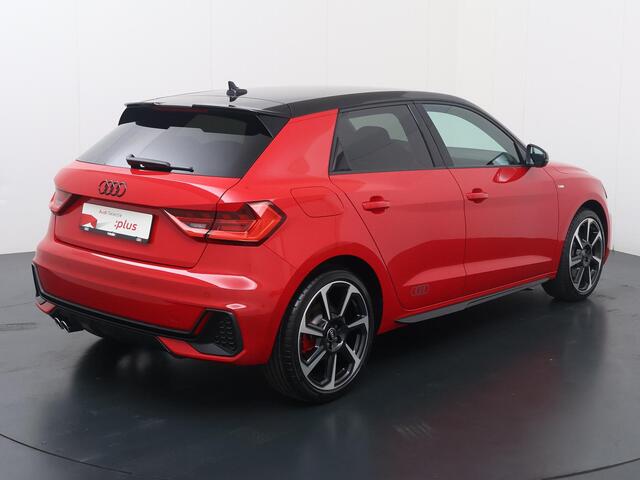 Audi A1 Sportback 40 TFSI S line | 207 PK | Automaat | Adaptive cruise control | S line | Climate control | Dodehoek detectie |