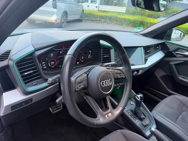 Audi A1 35TFSI S-EDITION S-Line Matrix Navi Cruise Leder LED 19LM Black