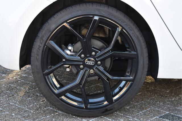 Audi A1 Sportback 35 TFSI PRO LINE 150 PK Bi-Tone | Z+W banden | Carplay | Stoelverwarming | VIrtual Cockpit | Cruise Control | DAB | Full LED