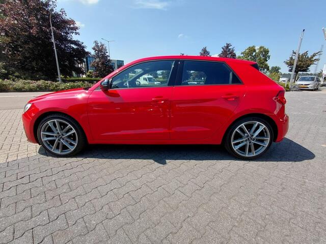 Audi A1 1.0 85KW A/T KEYLESS CARPLAY DIGITAAL DASHBOARD