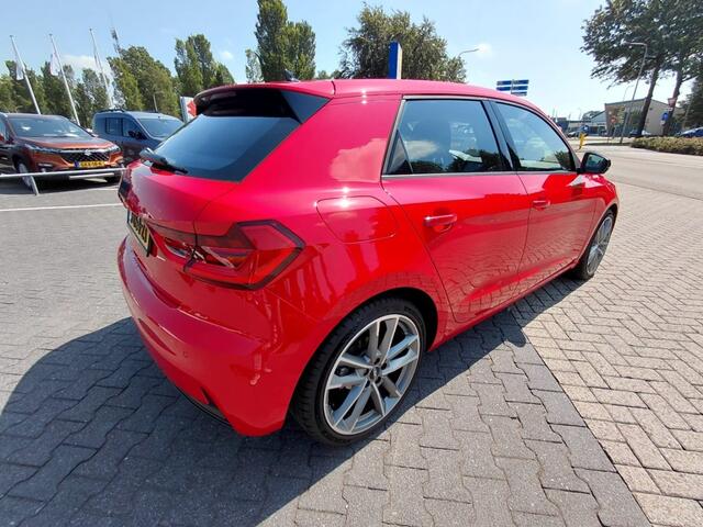 Audi A1 1.0 85KW A/T KEYLESS CARPLAY DIGITAAL DASHBOARD