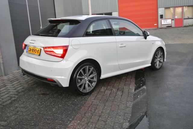 Audi A1 1.0 TFSI Advance Sport 3x S-line Audi A1 1.0 TFSI Advance Sport||Carplay| 3x S-line Led| stoelverwarming| Bose Sound| PDC.