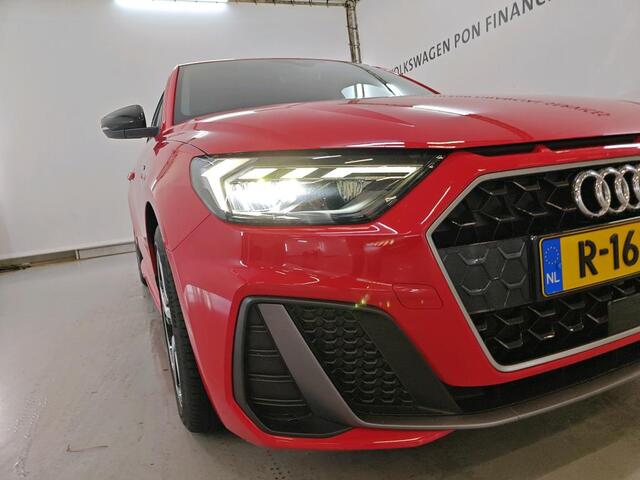 Audi A1 Sportback 25 TFSI 95pk S edition / LED Koplampen / Smartphone Interface / Navi By App / 17" LMV
