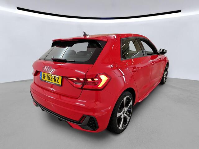 Audi A1 Sportback 25 TFSI 95pk S edition / LED Koplampen / Smartphone Interface / Navi By App / 17" LMV