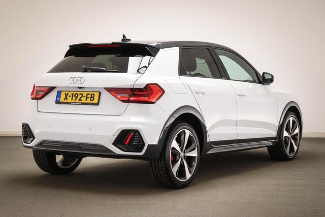 Audi A1 citycarver 30 TFSI epic | LED | ACC | STOELVERWARMING | DAB | DRAADLOZE LADER | PARK ASSIST | CAMERA
