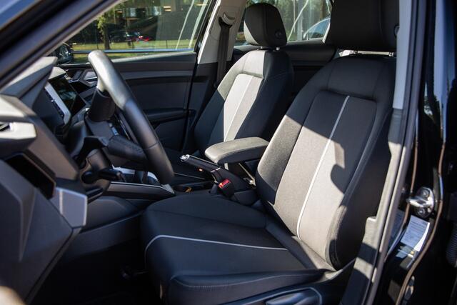 Audi A1 Sportback 25 TFSI Pro Line , Cruise control. Carplay,