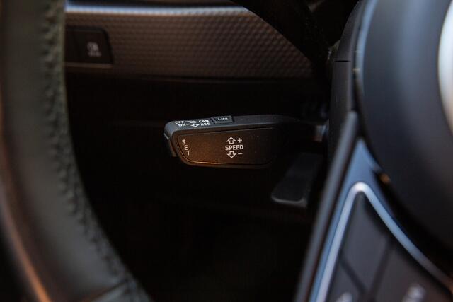 Audi A1 Sportback 25 TFSI Pro Line , Cruise control. Carplay,