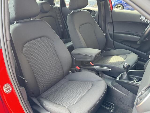 Audi A1 Sportback 1.0 TFSI S-LINE SPORT 5-DEURS/NAVI/2-TONE/NL-AUTO