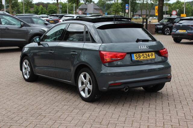 Audi A1 Sportback 1.0 TFSI Design Pro Line Plus / Panoramadak / Navigatie / Parkeerhulp achter / 16'' / Climate Control / Bluetooth / Stoelverwarming / Getint glas / Cruise Control