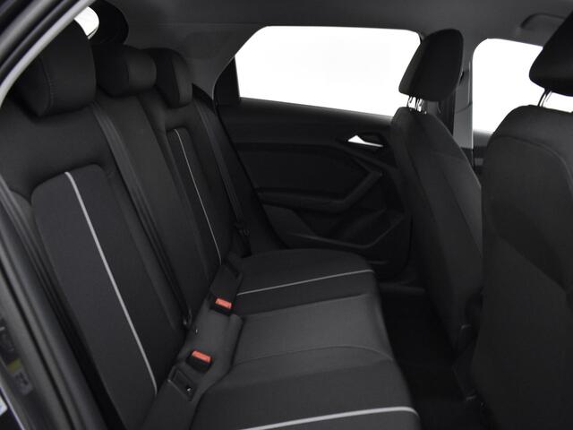 Audi A1 Sportback Advanced edition 30 TFSI 116 PK · Audi Sound · Afgevlakt sportstuur · Full led verlichting · Privacy glas · MEGA Sale