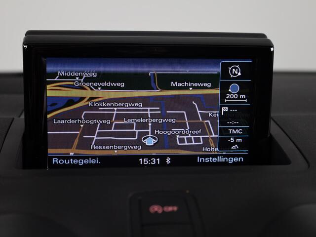 Audi A1 1.0 TFSI Adrenalin 95pk | Automaat | Panoramadak | Parkeerhulp V+A | Alarm | Privacy glas