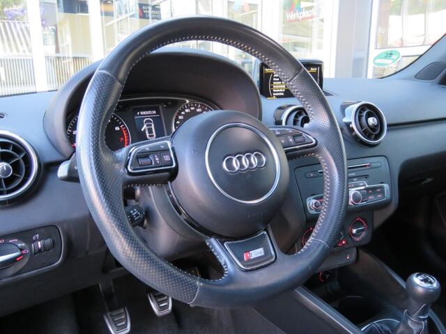 Audi A1 1.0 TFSI S-Line / Pano / Led / Stoelverw. / 17 Inch / BOVAG garantie