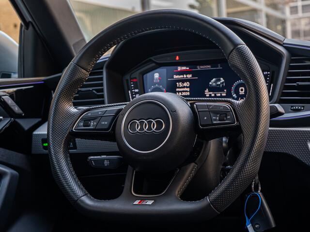 Audi A1 Sportback 40 TFSI S Line BLACK OPTIC 17 INCH LED VIRTUAL DASH