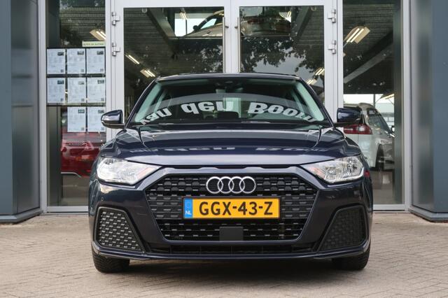 Audi A1 25 TFSI, Navigatie, PDC voor en achter, Lane assist, CarPlay/Android etc.