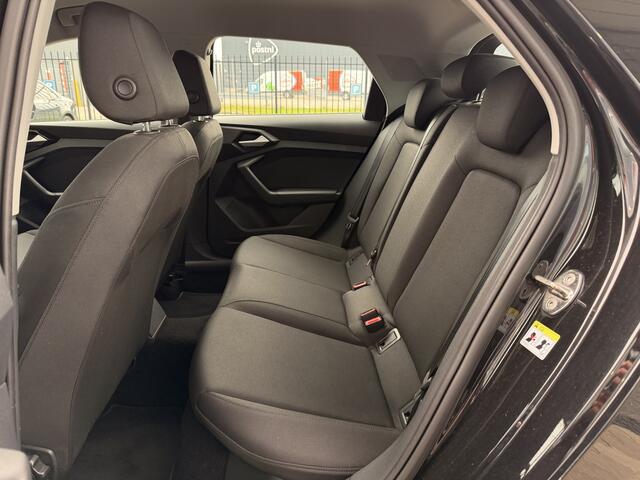 Audi A1 Sportback 25 TFSI Pro Line | Apple carplay | Lane Assist | 18 inch | Stoelverwarming | Automaat | Cruise | Keyless |