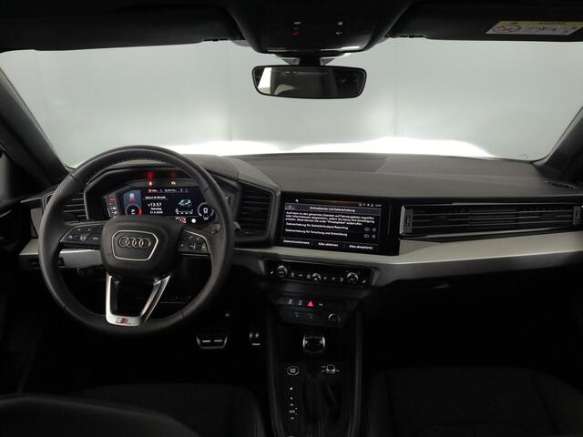Audi A1 Sportback 30 TFSI Advanced edition Allstreet | Private lease vanaf €608 |116pk S-tronic | S-line interieur | Navigatie | Adaptieve cruise controle | 17 inch Lichtmetalen velgen | Verlengde garantie