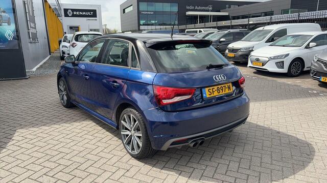 Audi A1 Sportback 1.4 TFSI Adrenalin l GLAZEN PANORAMADAK l PARKEERSENSOREN VOOR EN ACHTER