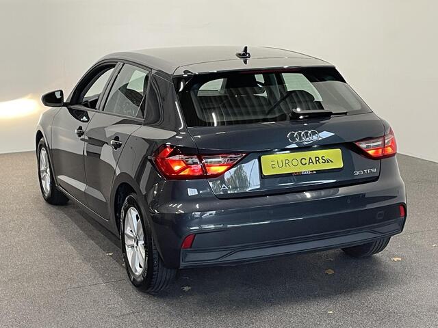 Audi A1 Sportback 1.0 TFSI Sportback Automaat Navigatie Apple Carplay/Android Auto Parkeersensoren Cruise Control Climate Control Lichtmetalen velgen