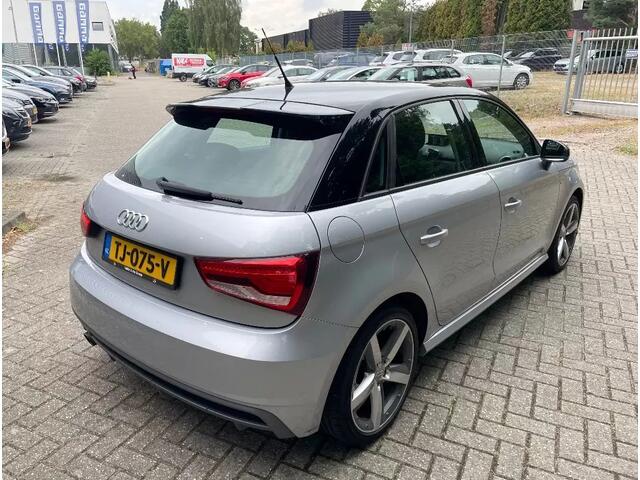 Audi A1 Sportback 1.0 TFSI Adrenalin S-Line