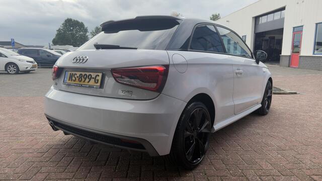 Audi A1 1.0 TFSI Adrenalin S-LINE | CRUISE | NAVI| LMV