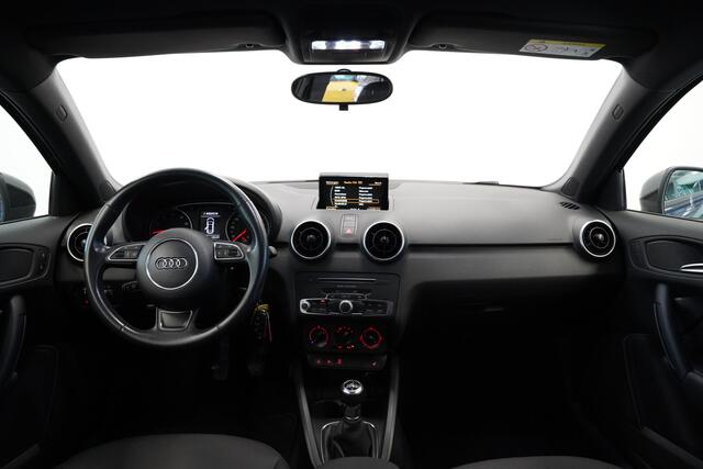 Audi A1 Sportback 1.4 TFSI Advance S-line Navigatie 17'lmv 43.798km!
