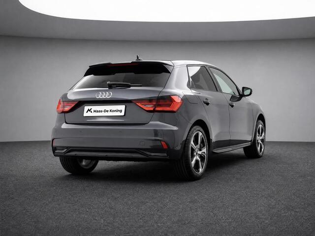 Audi A1 Sportback Advanced edition 30 TFSI 116 PK · Audi Sound · Afgevlakt sportstuur · Full led verlichting · Privacy glas
