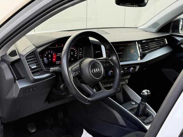Audi A1 Sportback 25 TFSI S-line Carplay PDC Cruisecontrol Airco digitaal cockpit