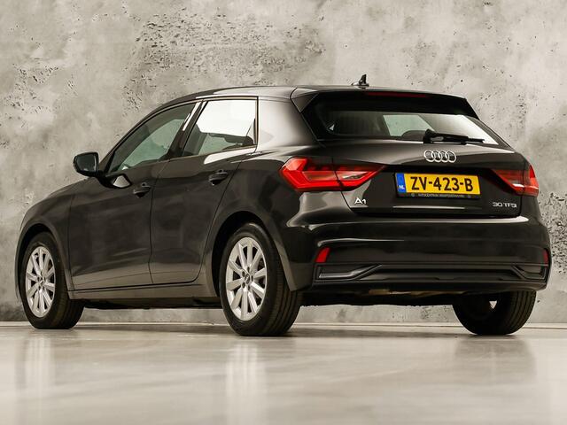 Audi A1 Sportback 30 TFSI Sport Automaat (APPLE CARPLAY, VIRTUAL DASHBOARD, GROOT NAVI, STOELVERWARMING, LM VELGEN, CRUISE, NIEUWE APK, NIEUWSTAAT