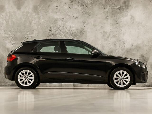 Audi A1 Sportback 30 TFSI Sport Automaat (APPLE CARPLAY, VIRTUAL DASHBOARD, GROOT NAVI, STOELVERWARMING, LM VELGEN, CRUISE, NIEUWE APK, NIEUWSTAAT