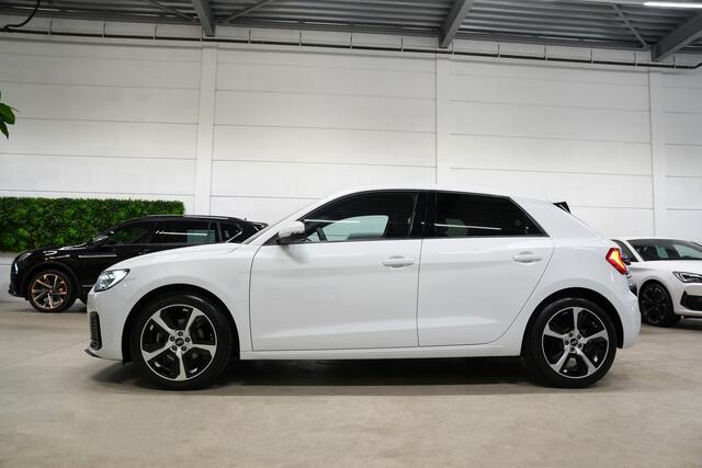 Audi A1 Sportback 30 TFSI Advanced * Virtual - Keyless - LED - 17" - App - Stoelverwarming - Sound *