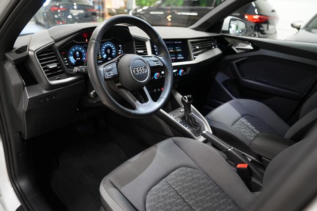 Audi A1 Sportback 30 TFSI Advanced * Virtual - Keyless - LED - 17" - App - Stoelverwarming - Sound *