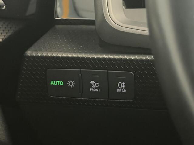 Audi A1 Sportback 30 TFSI Advanced edition | Adaptive cruise | Side assist | Digidash | Camera | Climate | Carplay | Stoelverwarming |