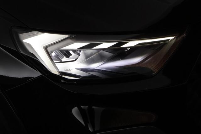 Audi A1 allstreet 30 TFSI 110pk S-Tronic Advanced edition Keyless LED Navigatie Stoelverwarming Sportstoelen