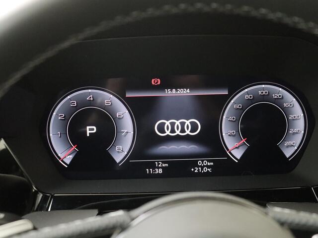 Audi A3 Limousine 35 TFSI S edition | Panoramadak | Sfeerverlichting | Stoelverwarming | Achteruitrijcamera | Adaptieve cruise control