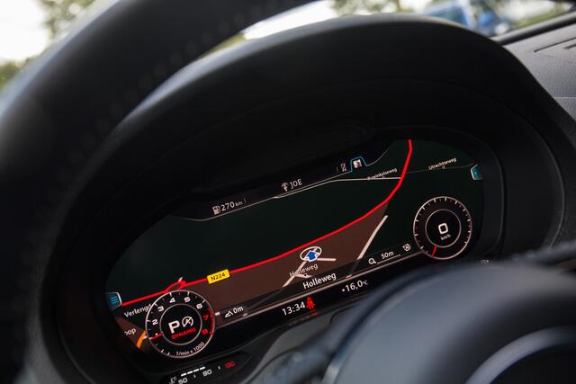 Audi A3 Limousine 35 TFSI CoD Advance Sport , Virtual cockpit, Carplay,