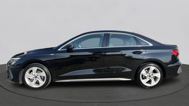 Audi A3 Limousine 30 TFSI 116Pk S Edition / Audi Sound / Parkeerhulp achter